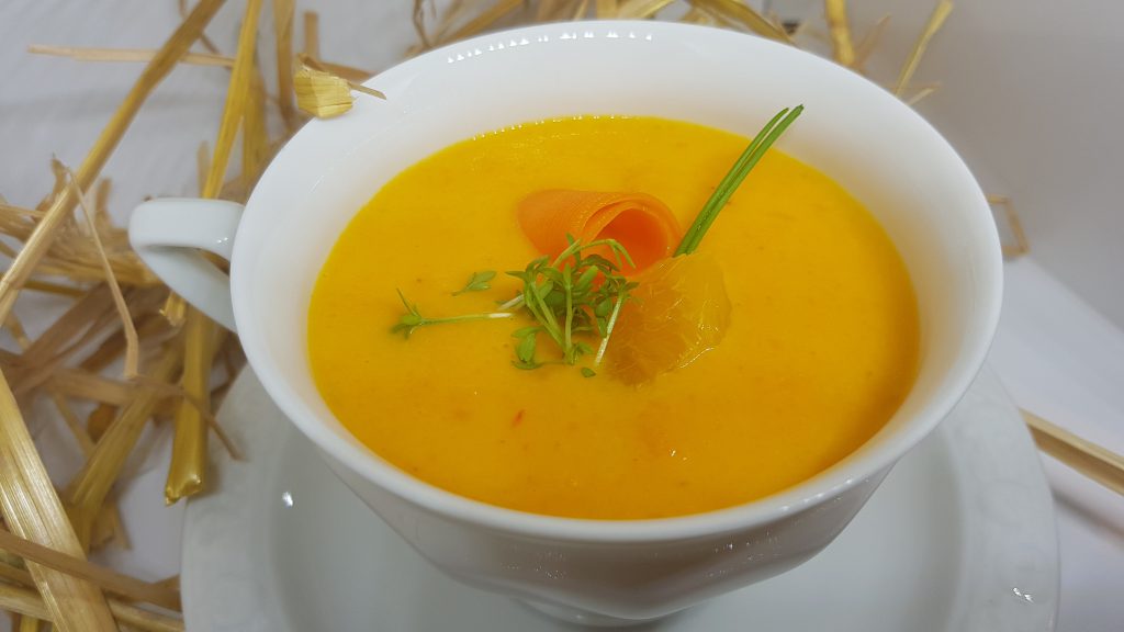 Möhren-Orangen-Suppe