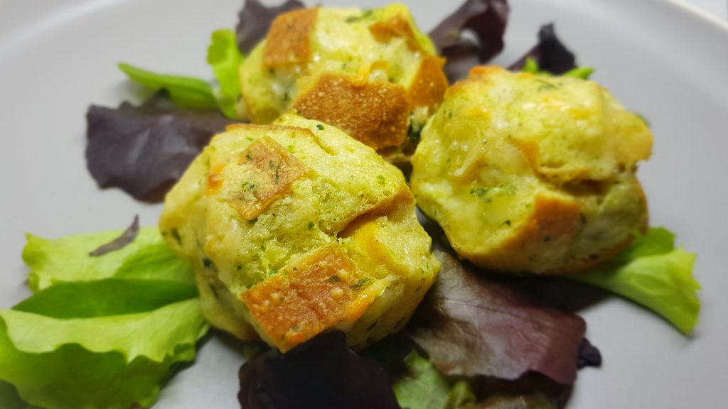 Bärlauch-Laugenknödel