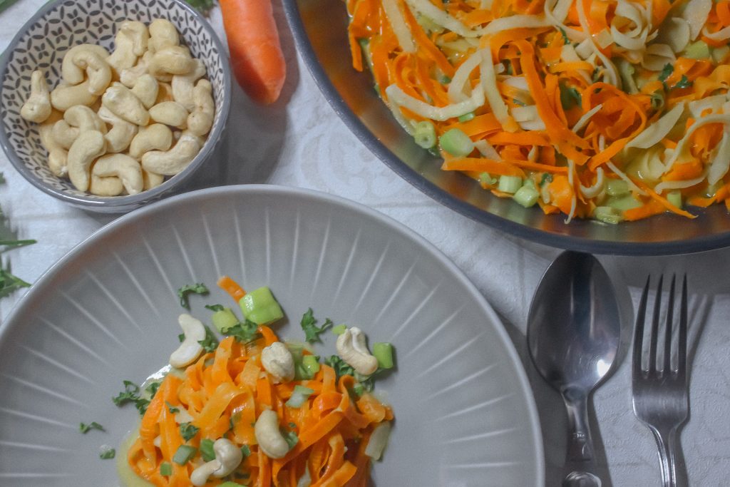 Gemüsenudeln mit Gorgonzolasauce