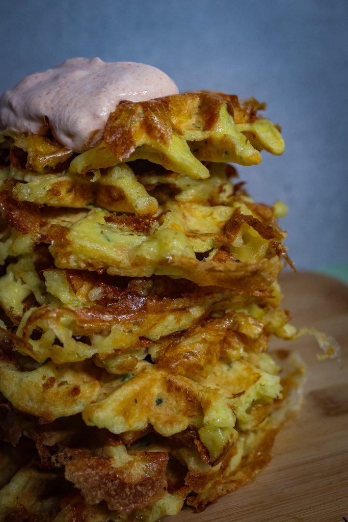 Gemüsewaffeln mit Tomatencrème