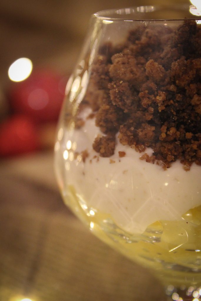 Apfeltrifle mit Zimtstreuseln